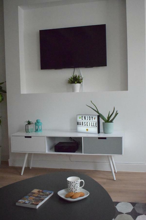 Superbe T2 Vieux Port Apartment Марсилия Екстериор снимка